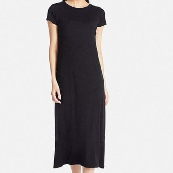 Uniqlo Black T-shirt Dress With Built In Bra - Size Small - Picture 1 of 5